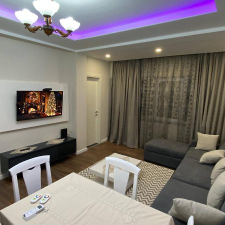 Komatas Modern Apartments In Bllok Area Tirana Exterior foto